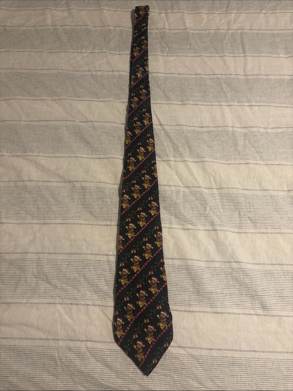 Black Patterned Men's Tie with Diagonal Motif